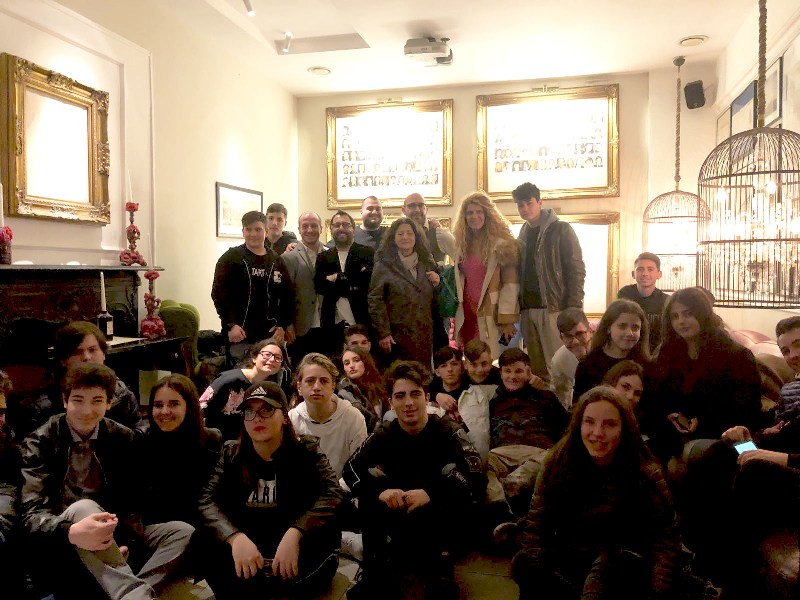 Miti e leggende di Napoli: gli alunni dell’Istituto Alberghiero “Rossini” in visita all’Archivio Storico